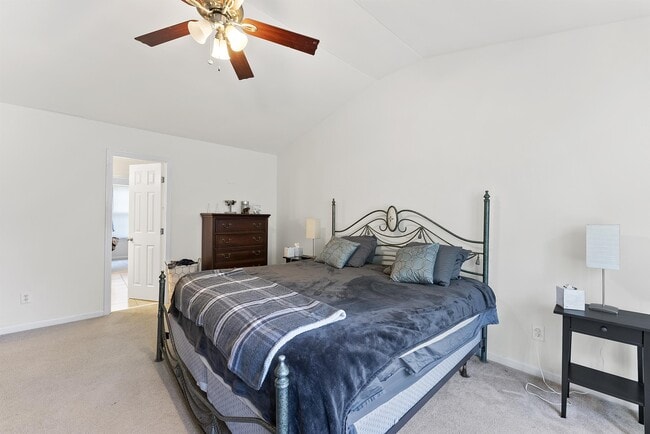 Building Photo - 5524 Running Fox Ln