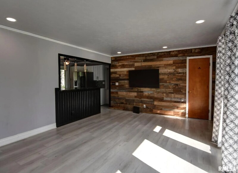 Building Photo - 26 Sandcreek Dr