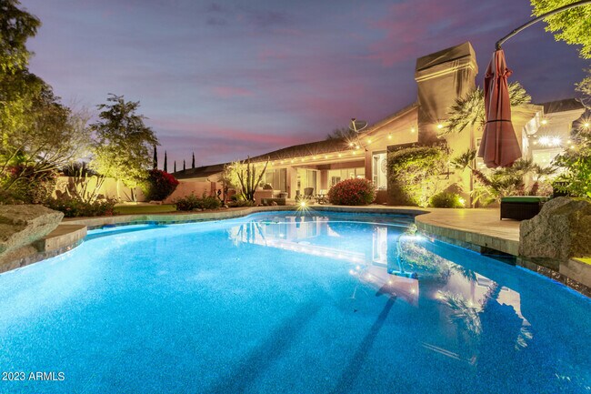 Building Photo - 8919 E Cll Del Palo Verde
