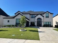 Building Photo - 2832 Fountain Park Dr