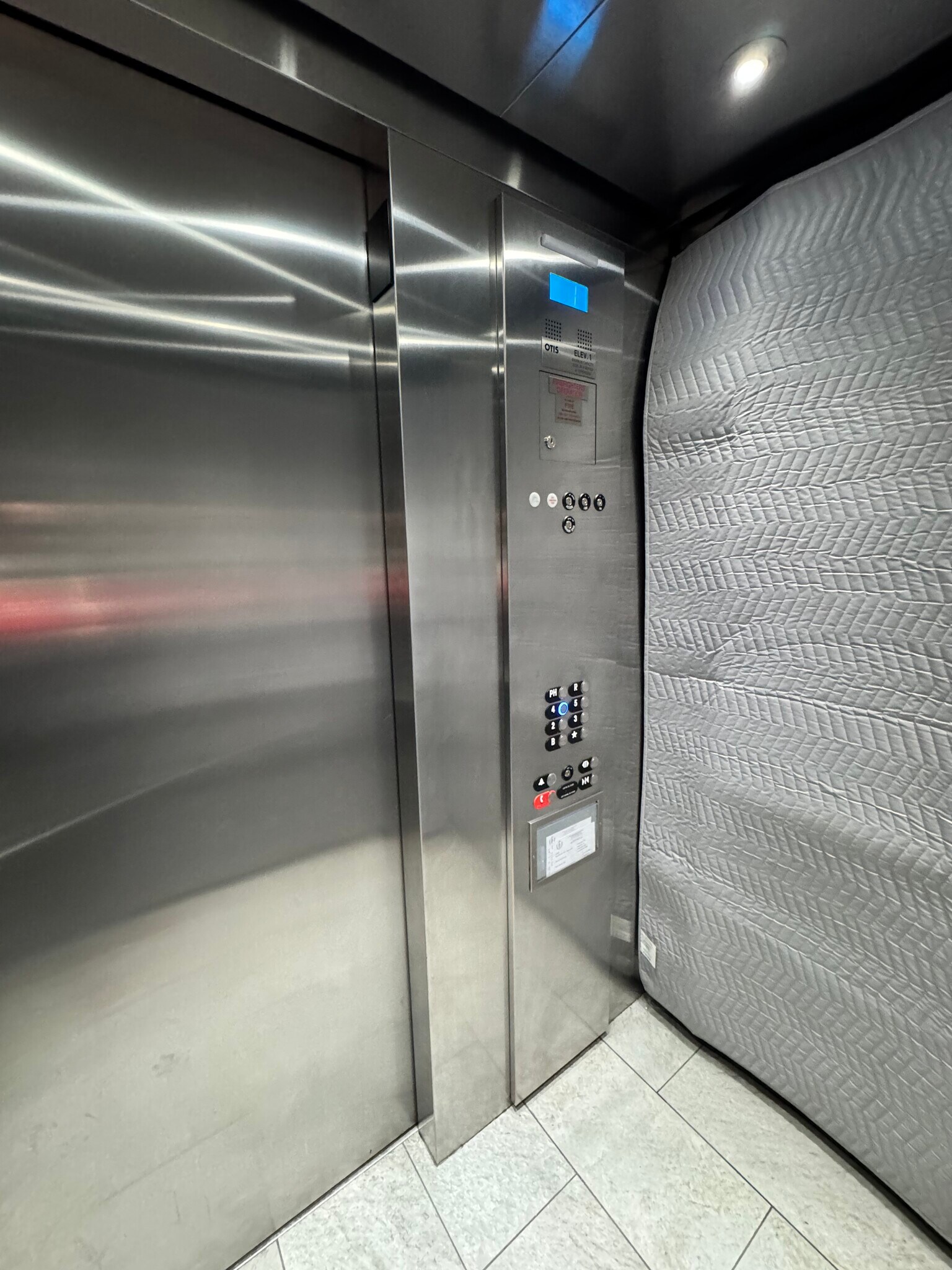 Building Photo - 1090 Boylston St