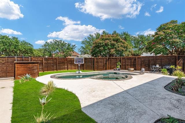 Building Photo - 5997 Sandhill Cir