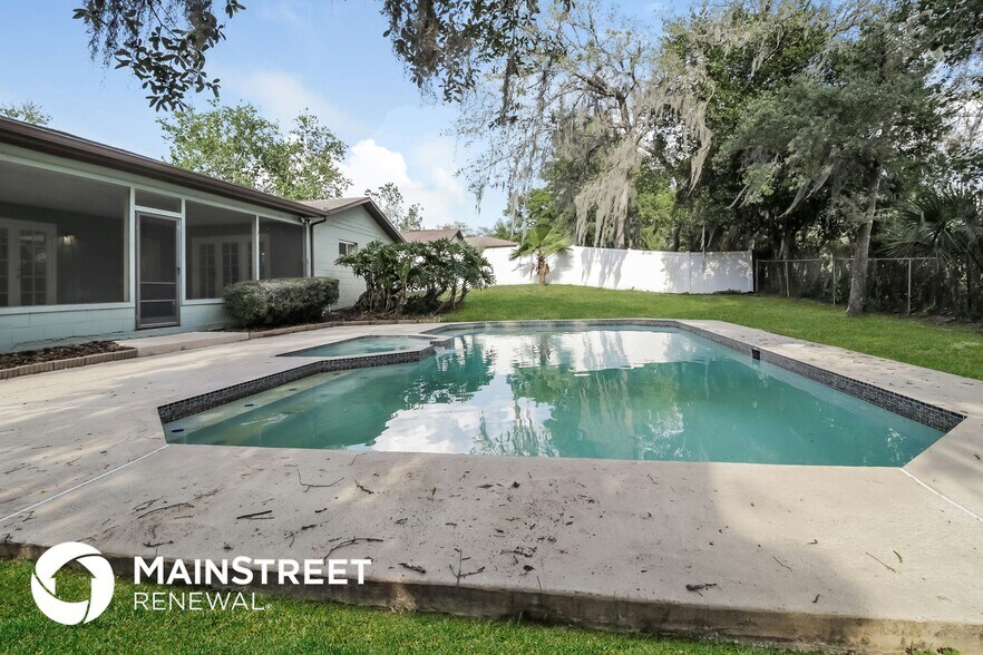 Building Photo - 2406 Wekiva Ridge Rd