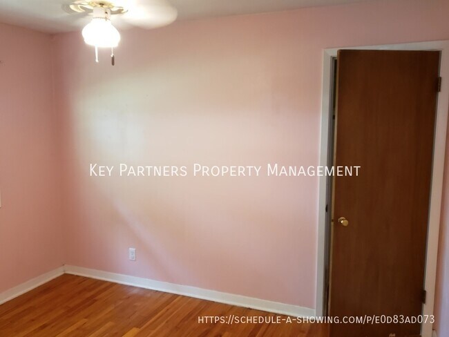 Building Photo - 7132 Newton Dr