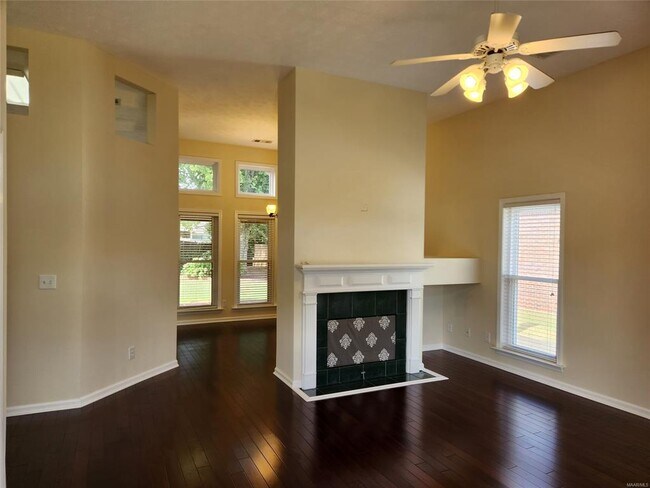 Building Photo - 742 Ryefield Ct