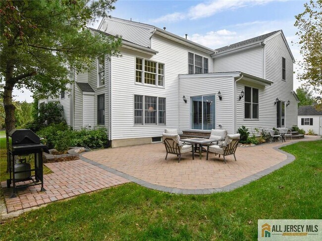 Building Photo - 27 Bodine Dr