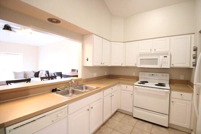 Building Photo - 9158 SW 51st Rd