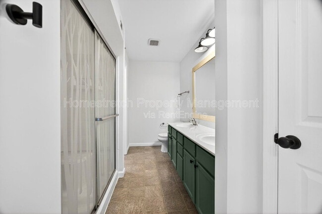 Building Photo - 531 Saravalle Dr