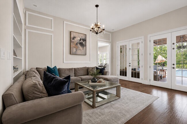 Building Photo - 2 Marin Creek Pl