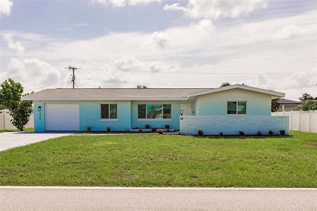 Primary Photo - 3316 Port Charlotte Blvd