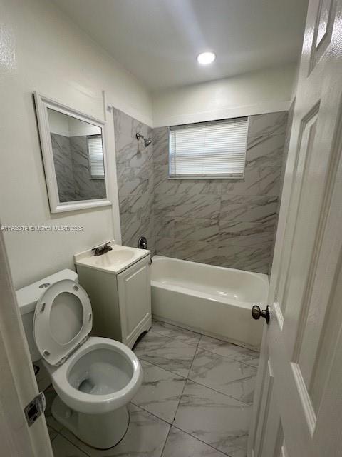 Building Photo - 11530 NE 12th Ave