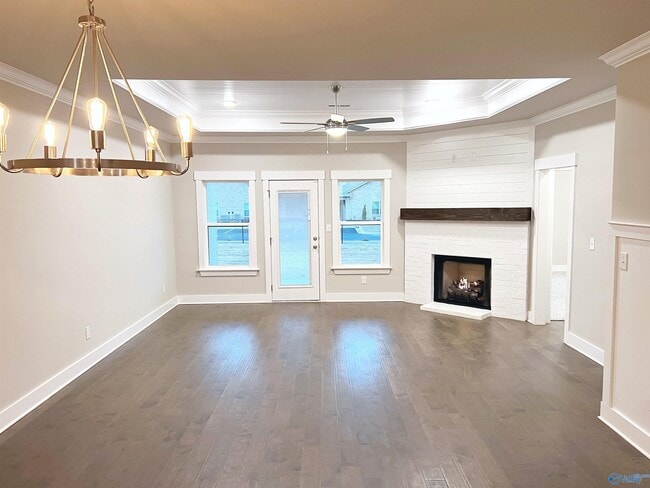 Building Photo - 410 Raleigh Elm Dr