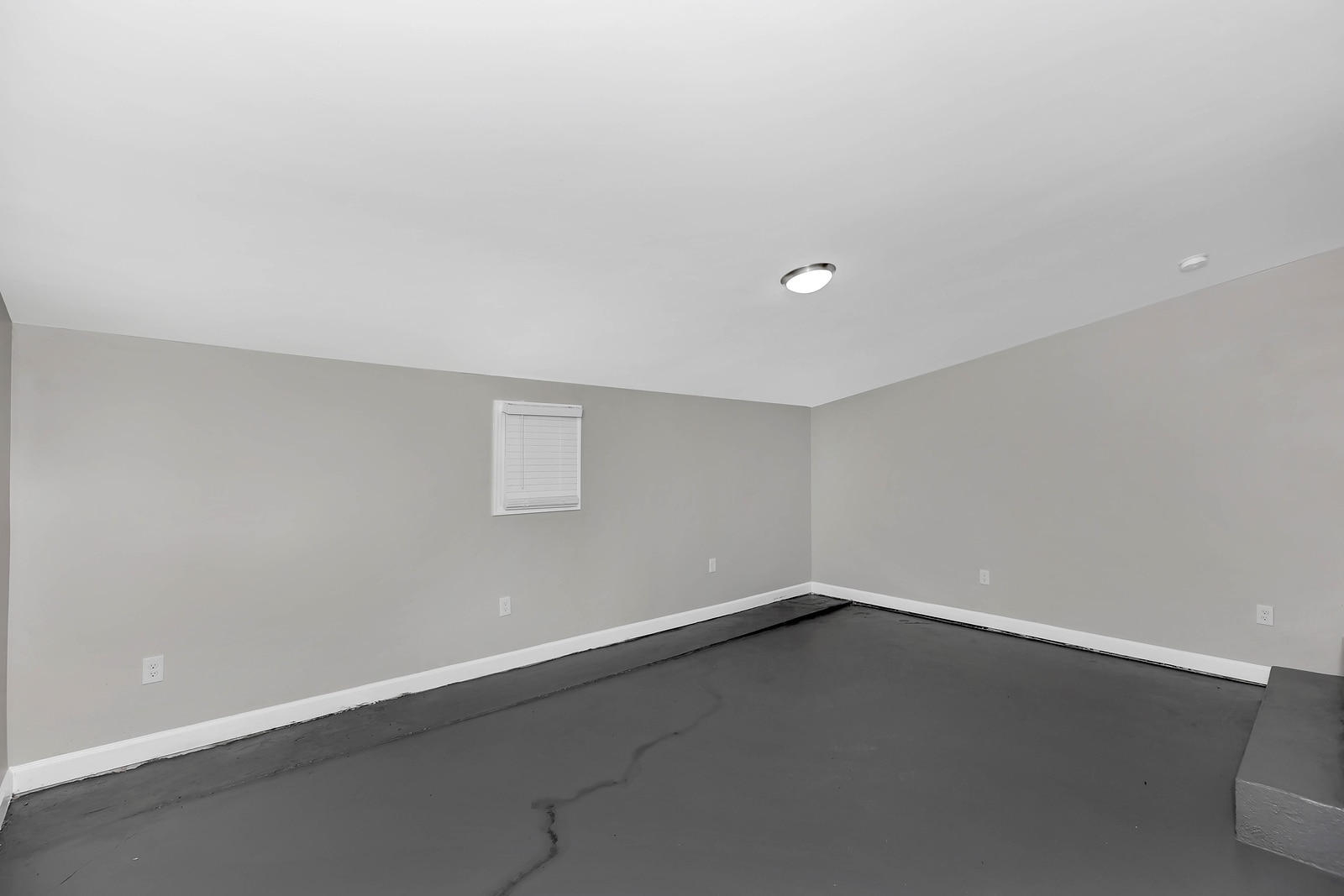 Building Photo - 3903 Telstar Cir SW