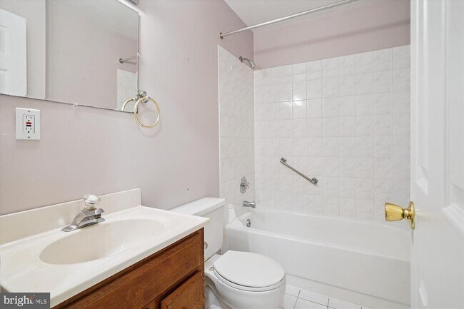 Building Photo - 6760 Cardinal Woods Ct