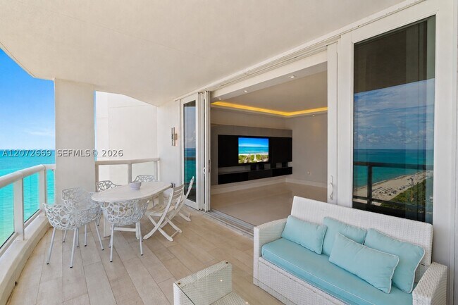 Building Photo - 4201 Collins Ave