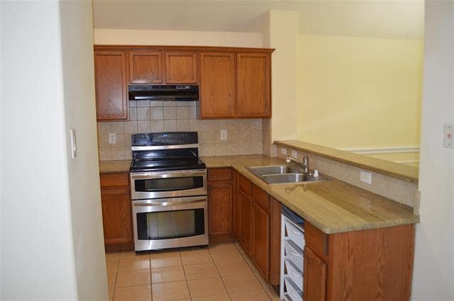 Building Photo - 4336 San Marcus Dr