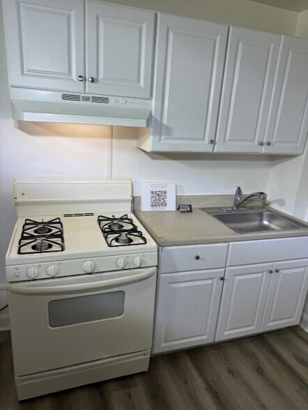 Building Photo - 3811 Lyndale Ave