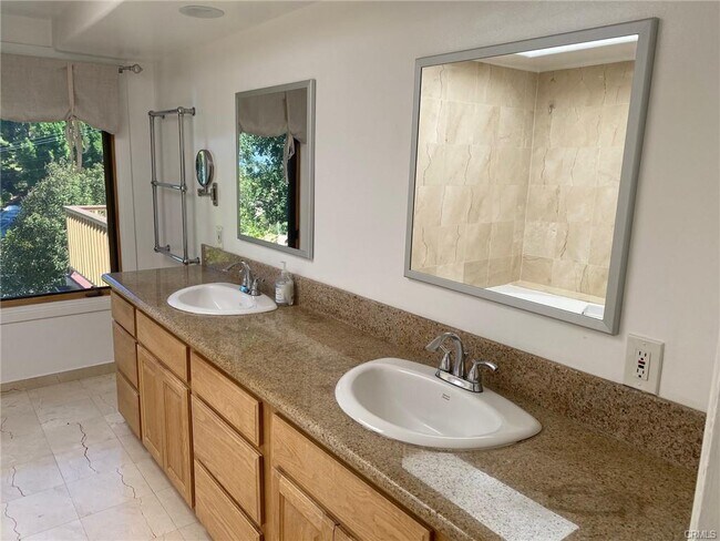 Building Photo - 4421 Grimes Pl