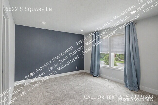 Building Photo - 6622 S Square Ln