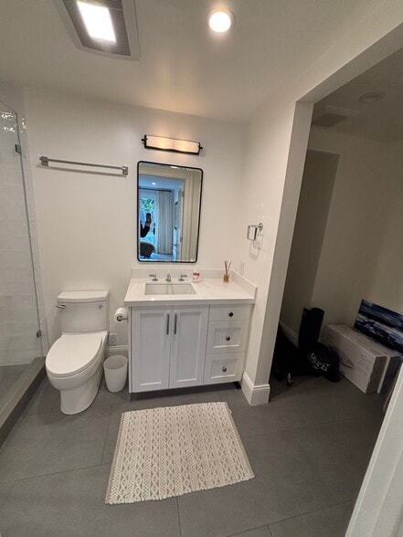 Building Photo - 3526 Divisadero St