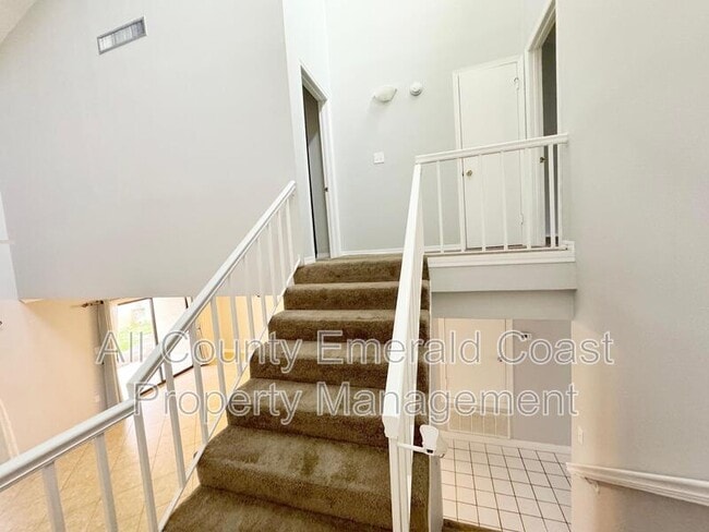 Building Photo - 930 Gulf Shore Dr