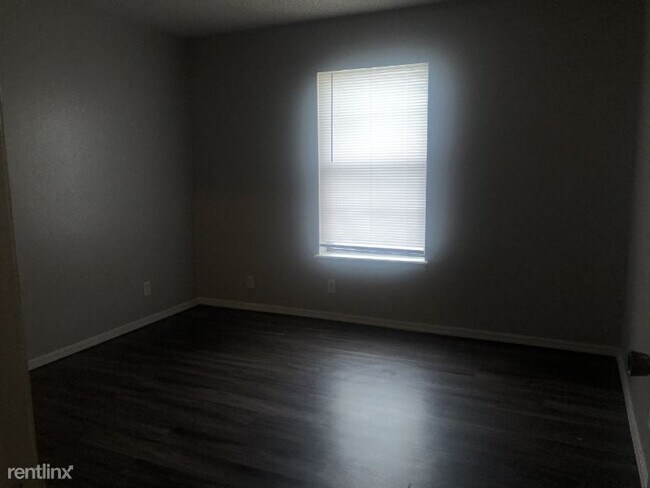 Building Photo - 2 br, 2 bath House - 5577 NW 50th St