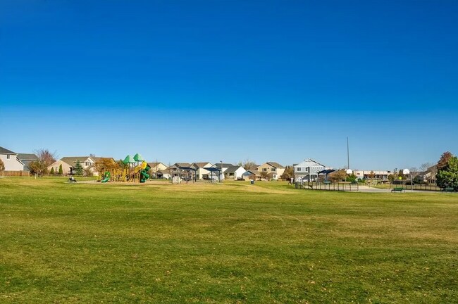 Building Photo - 6124 Scottsbluff Dr