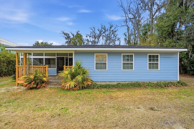 Building Photo - Prime Coastal Location Long Term Rental!