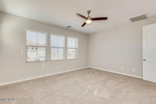 Building Photo - 1800 S Follett Way