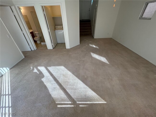 Building Photo - 5325 Clover Blossom Ct