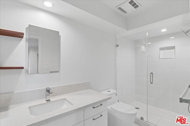 Building Photo - 4238 Jasmine Ave