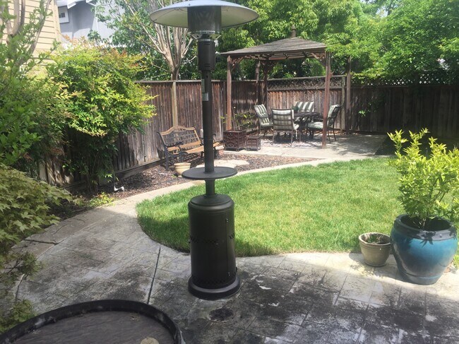 Backyard 1 of 2 - 1863 Blackwood Common