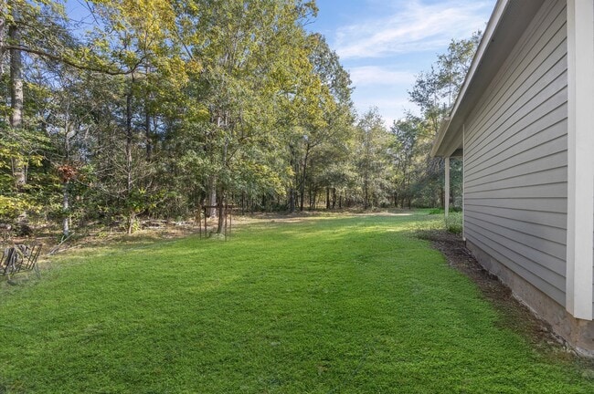 Building Photo - 47 County Rd