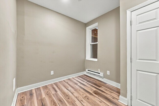 Building Photo - 3103 N 16th St