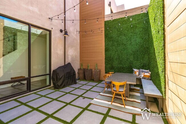 Building Photo - Rare Luxury Rental Opportunity in Tucson’s Mercado District