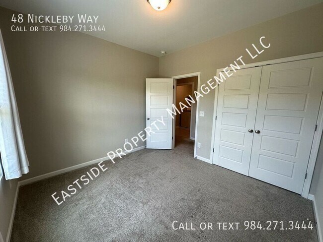 Building Photo - 48 Nickleby Wy