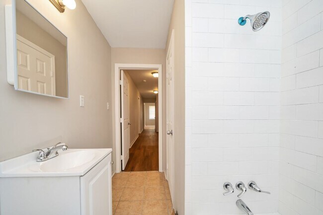 Building Photo - Move-In Ready 3BR/2BA Home in Graysville