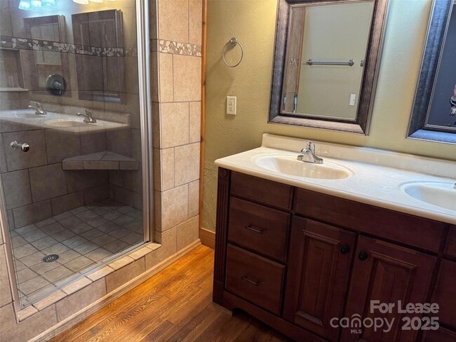 Building Photo - 110 Church St NW