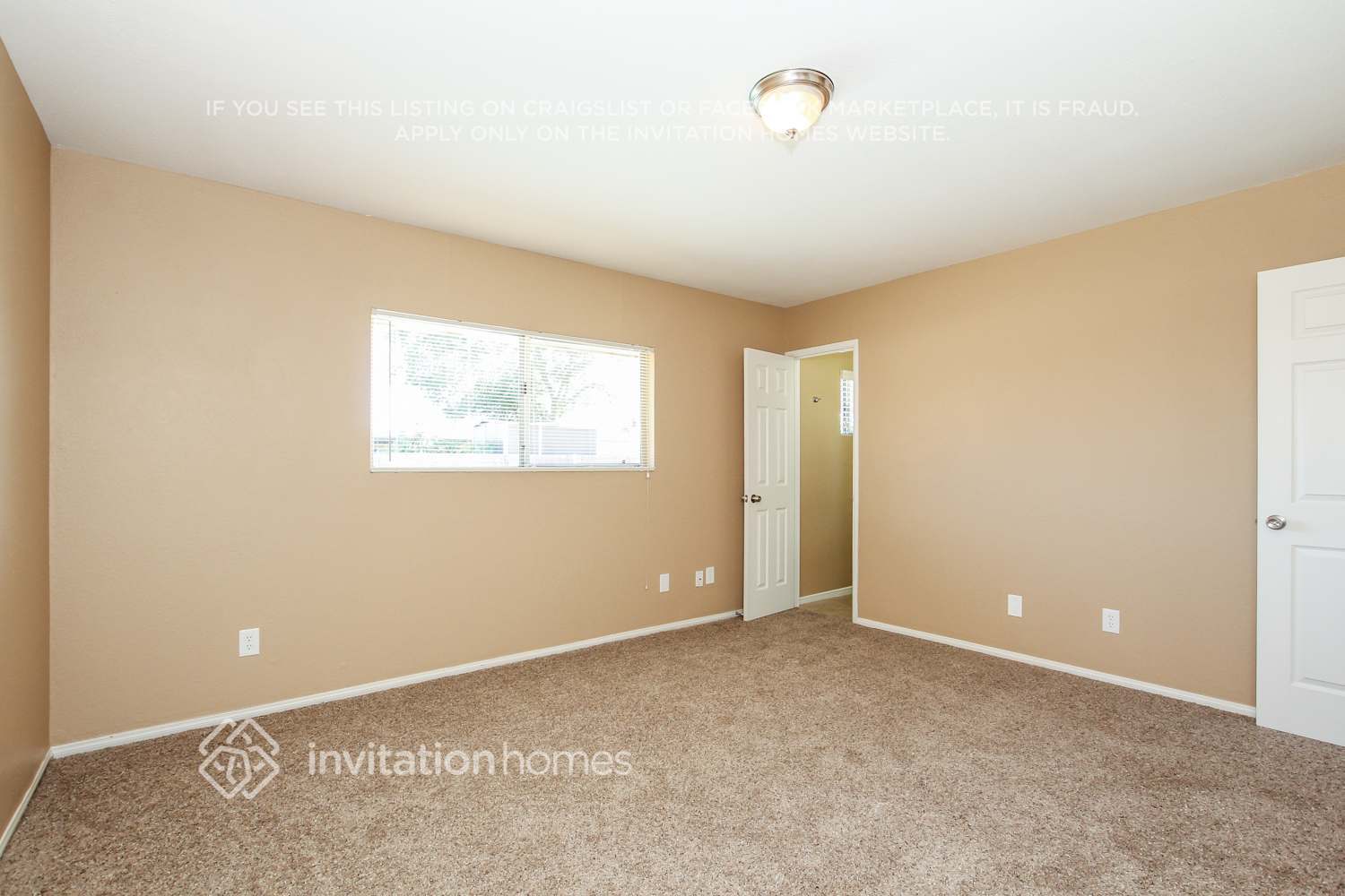 Building Photo - 5041 W Sandra Terrace