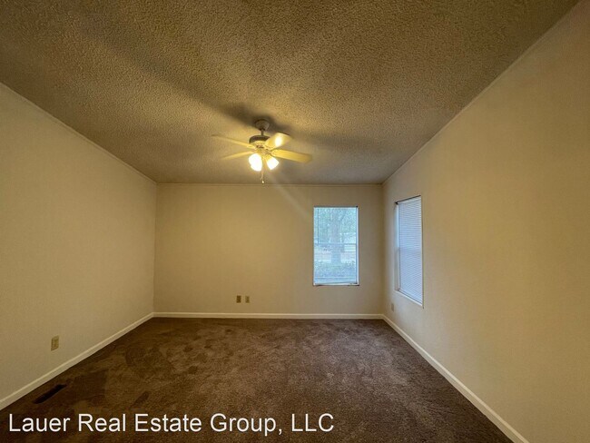 Building Photo - 3 br, 2 bath House - 190 Tobacco Road