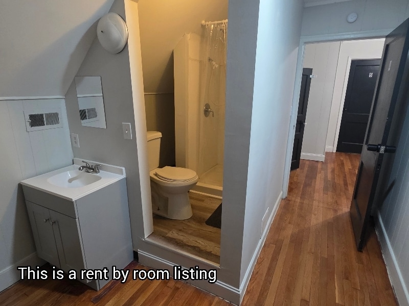 Building Photo - 1516 E Geer St