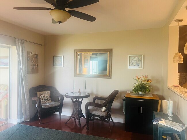 Building Photo - 3368 N Key Dr