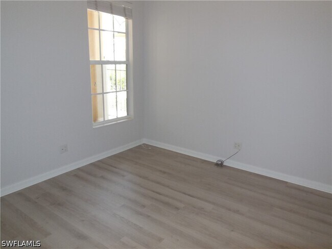 Building Photo - 5299 Hawkesbury Way