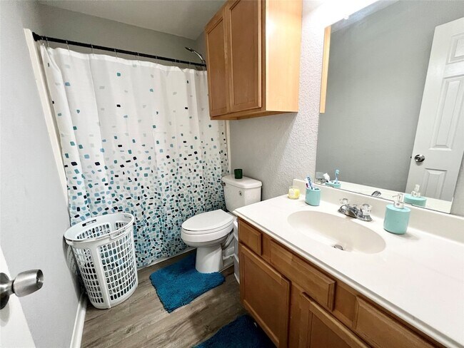 Building Photo - 12117 11th St