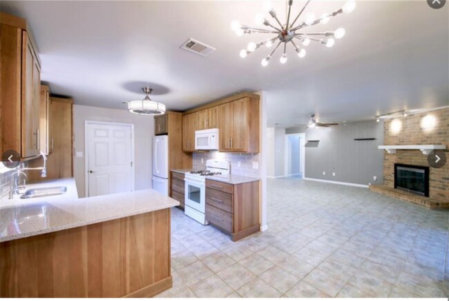 Building Photo - 6104 Bridlington Cir
