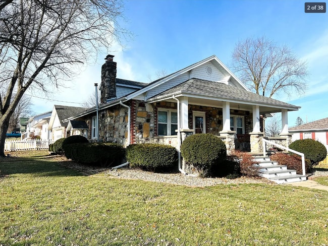 Building Photo - 523 S Washington St