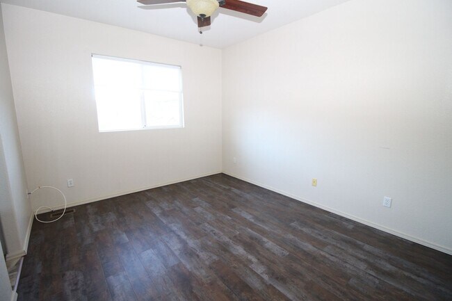 Building Photo - 3348 Apogee View