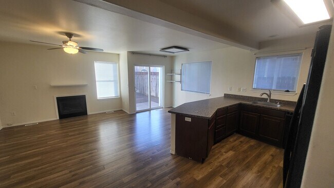 Building Photo - 1383 SW 27th St