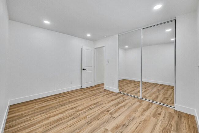 Building Photo - 18425 Patterson Ln