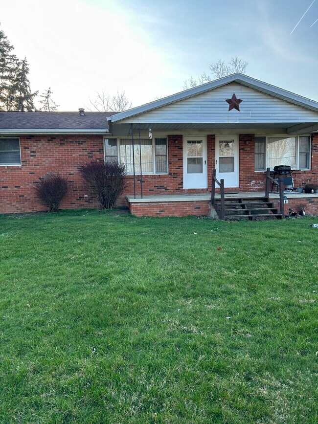 1597 Beal Rd 1597 Beal Rd Mansfield OH 44903 Apartment Finder
